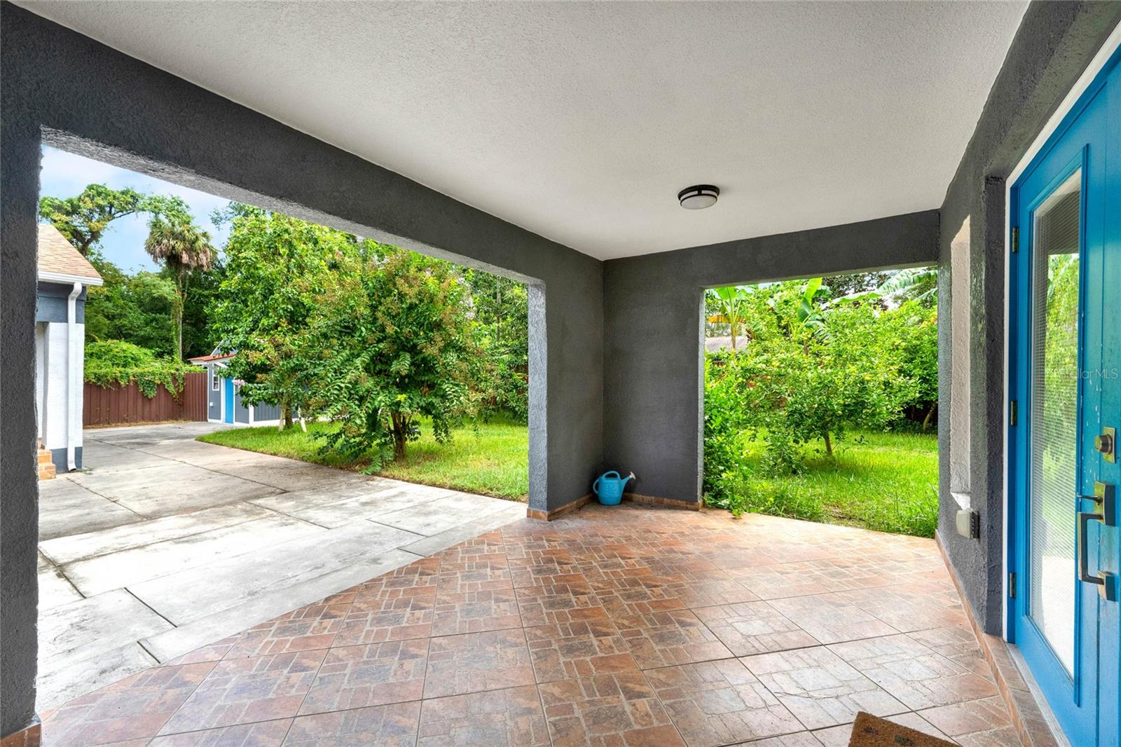 201 FOREST AVE