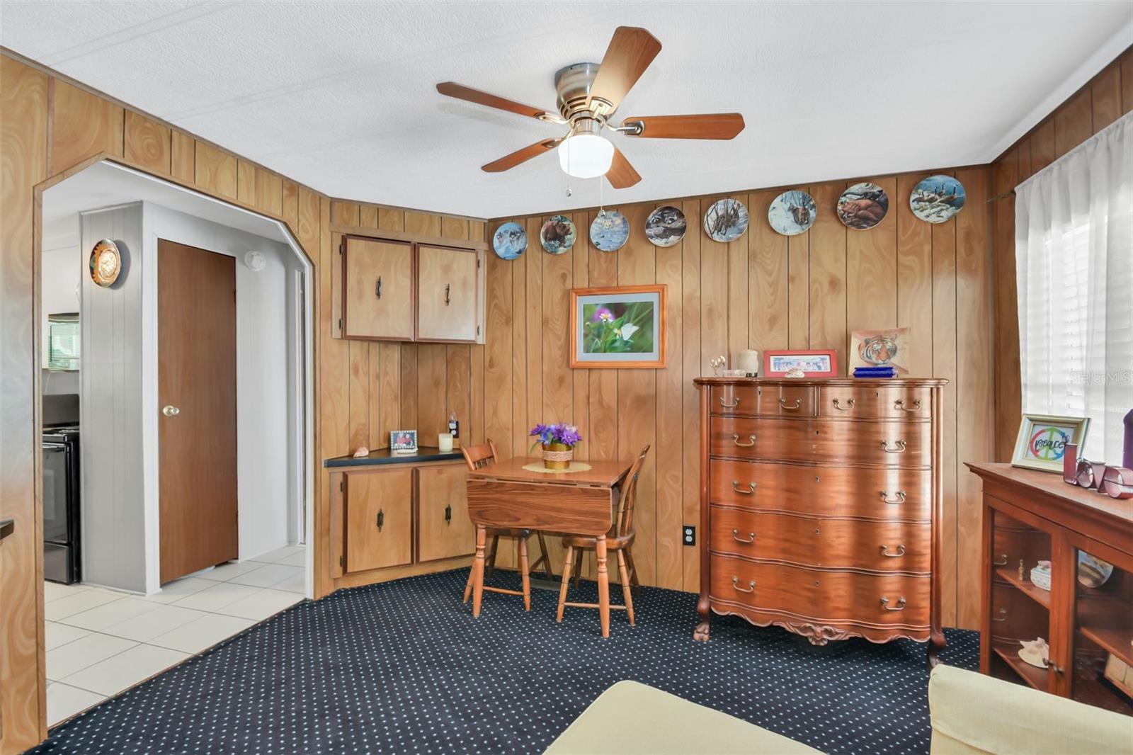 15 LAWRENCE CT