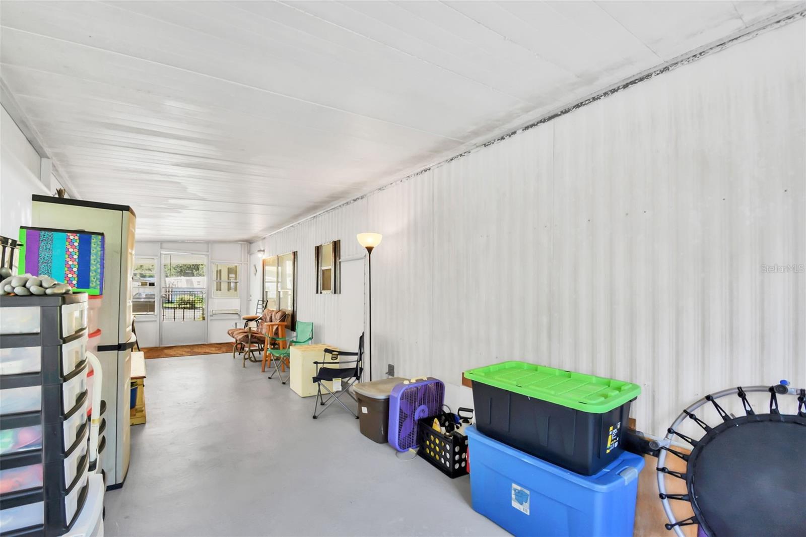 15 LAWRENCE CT