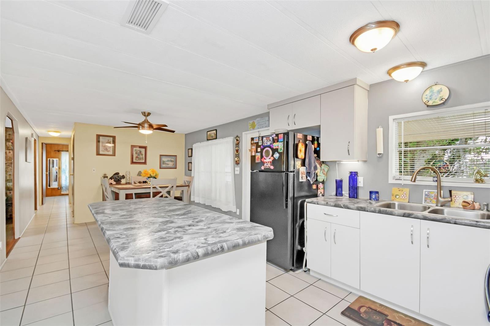 15 LAWRENCE CT
