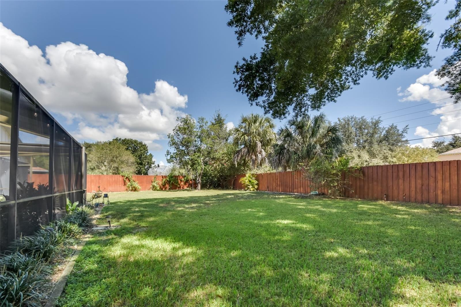 33320 SOMERSET DR