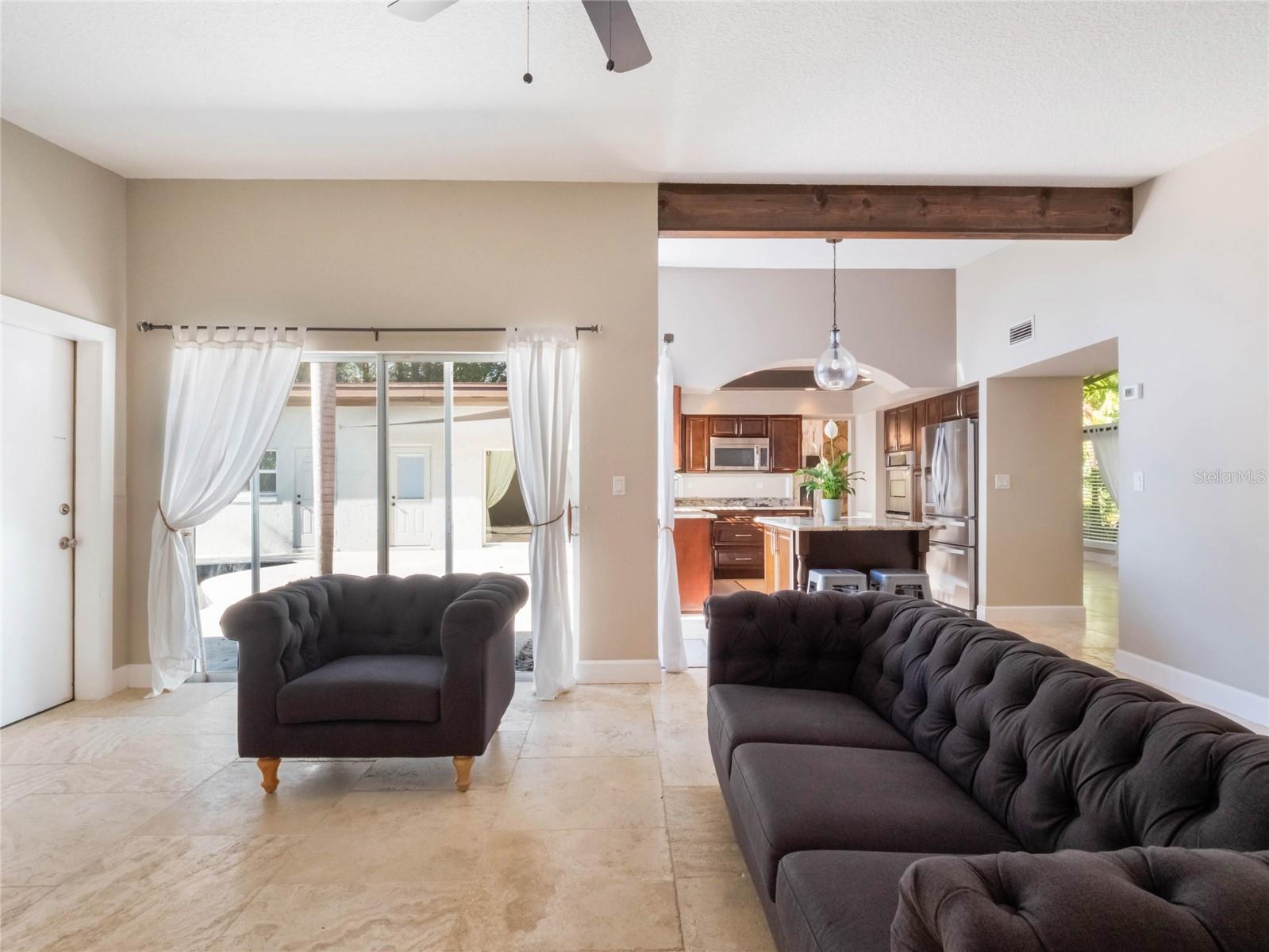 960 SEMINOLE AVE