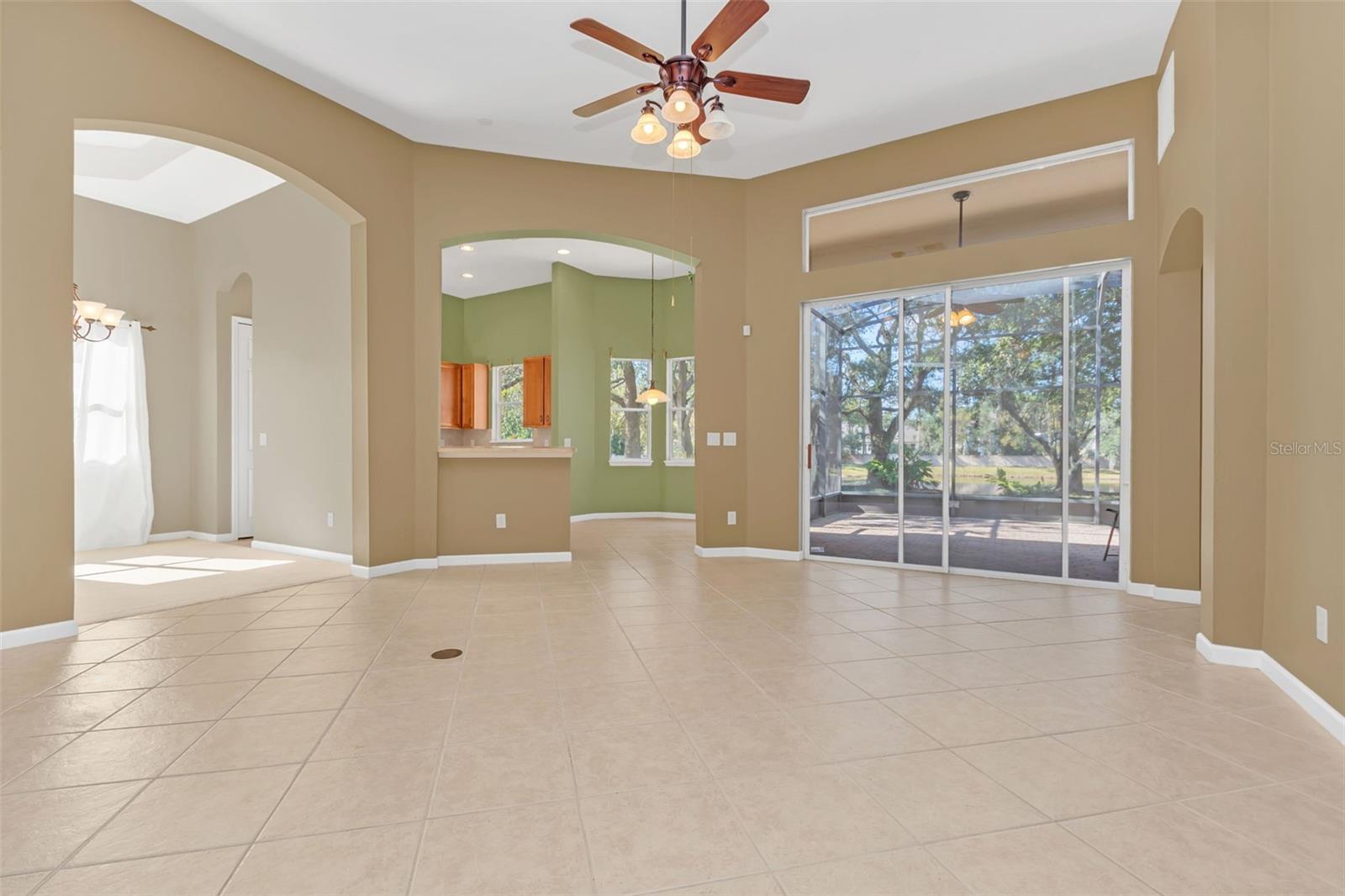 1554 SAINT REGIS PT