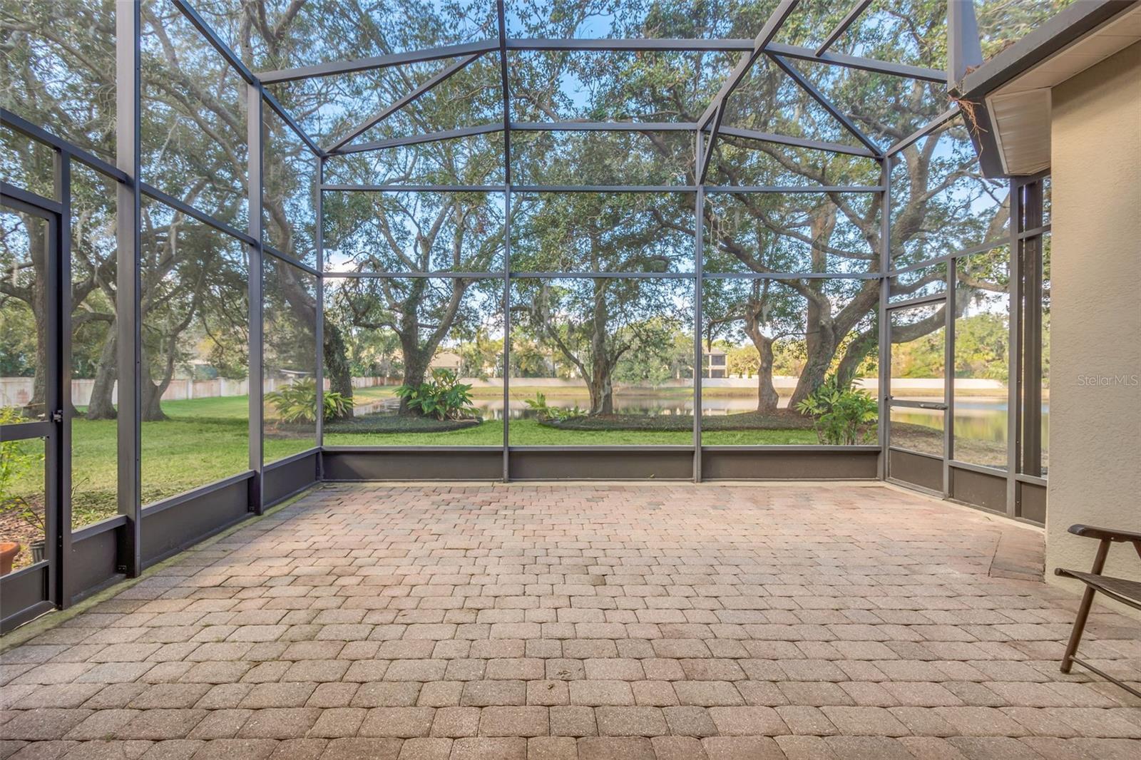 1554 SAINT REGIS PT