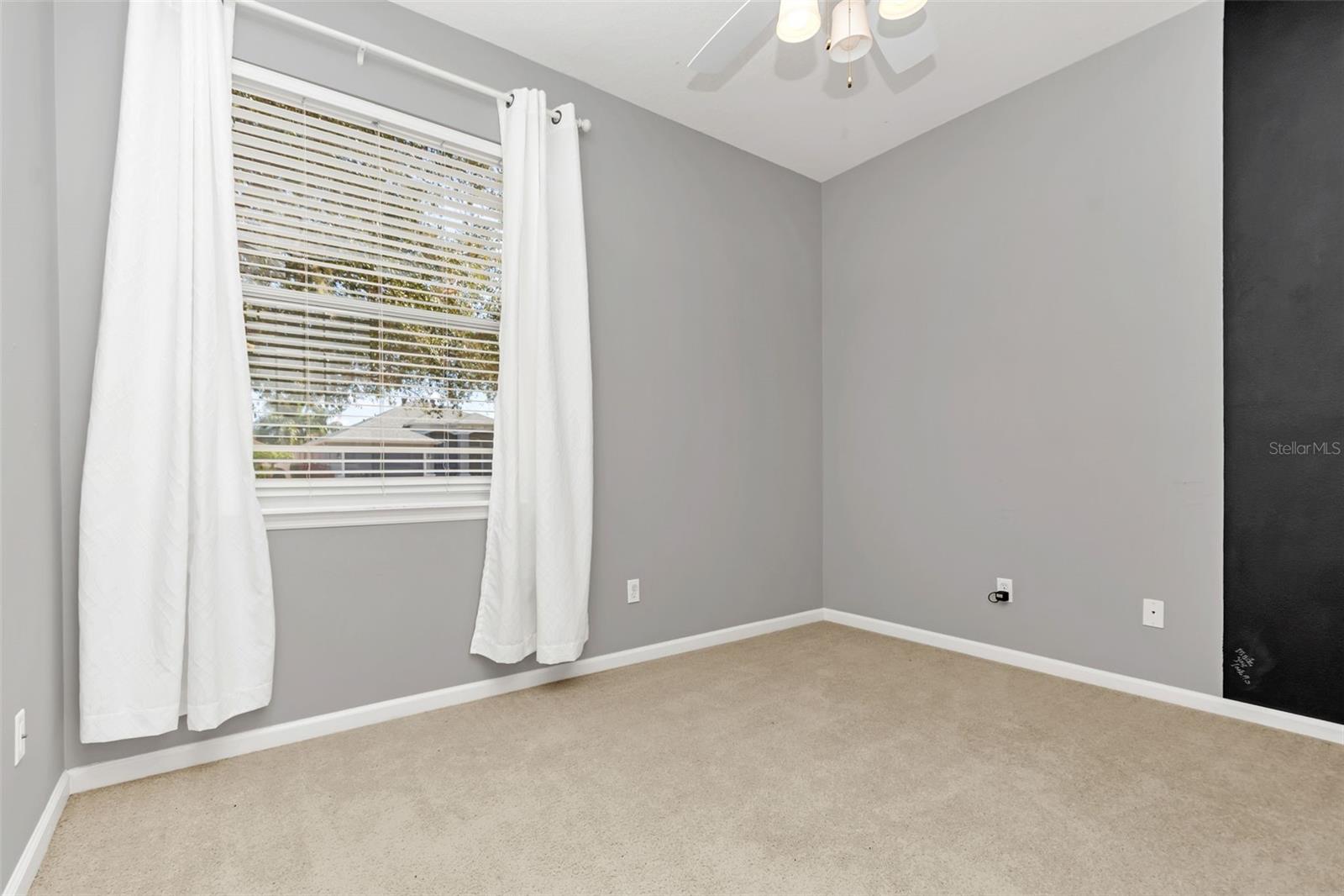 1554 SAINT REGIS PT