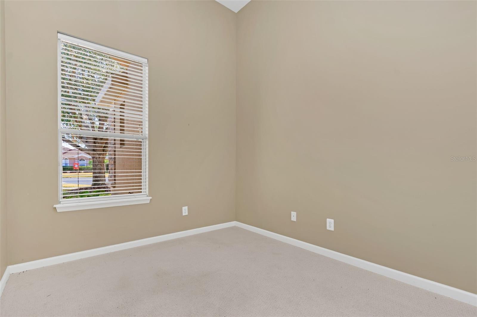 1554 SAINT REGIS PT