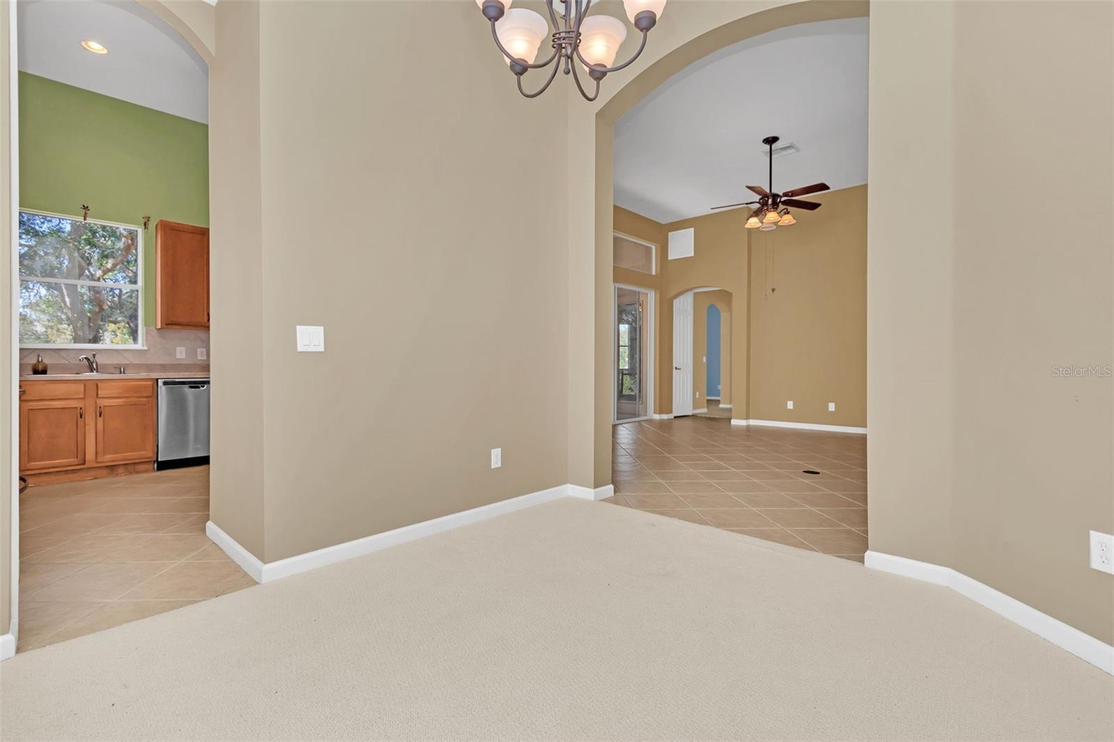 1554 SAINT REGIS PT