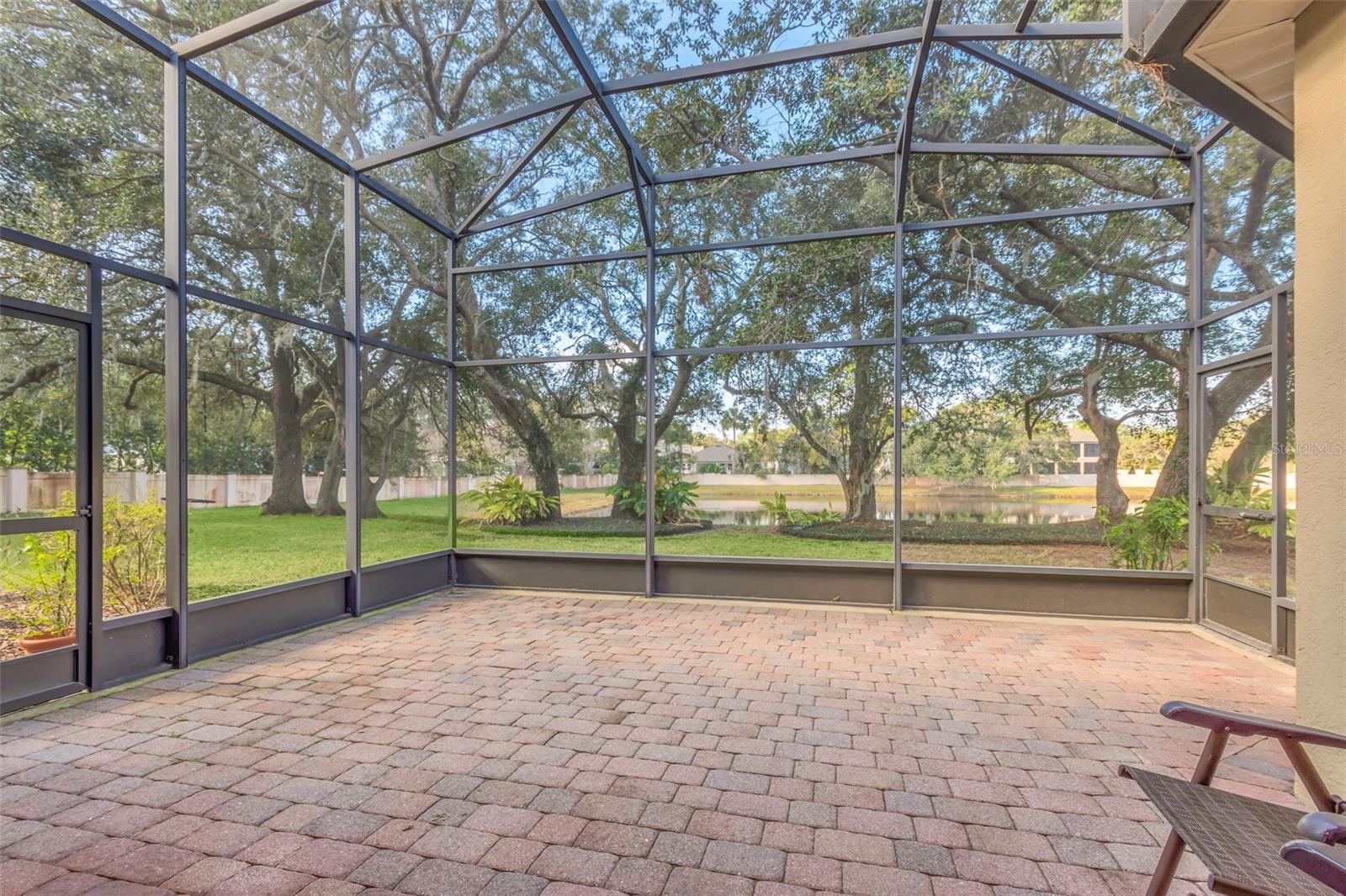 1554 SAINT REGIS PT