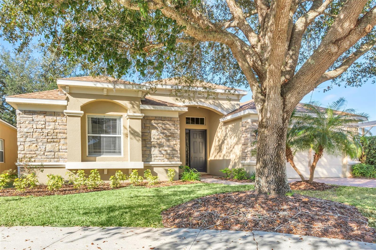 1554 SAINT REGIS PT