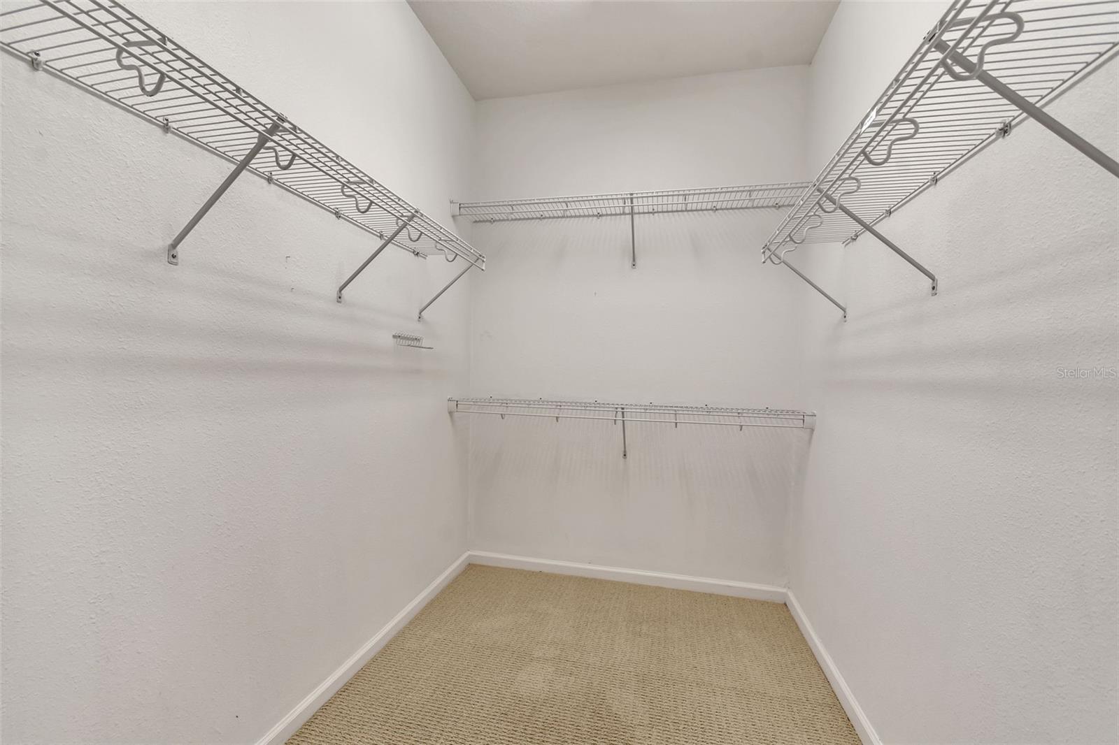 1554 SAINT REGIS PT