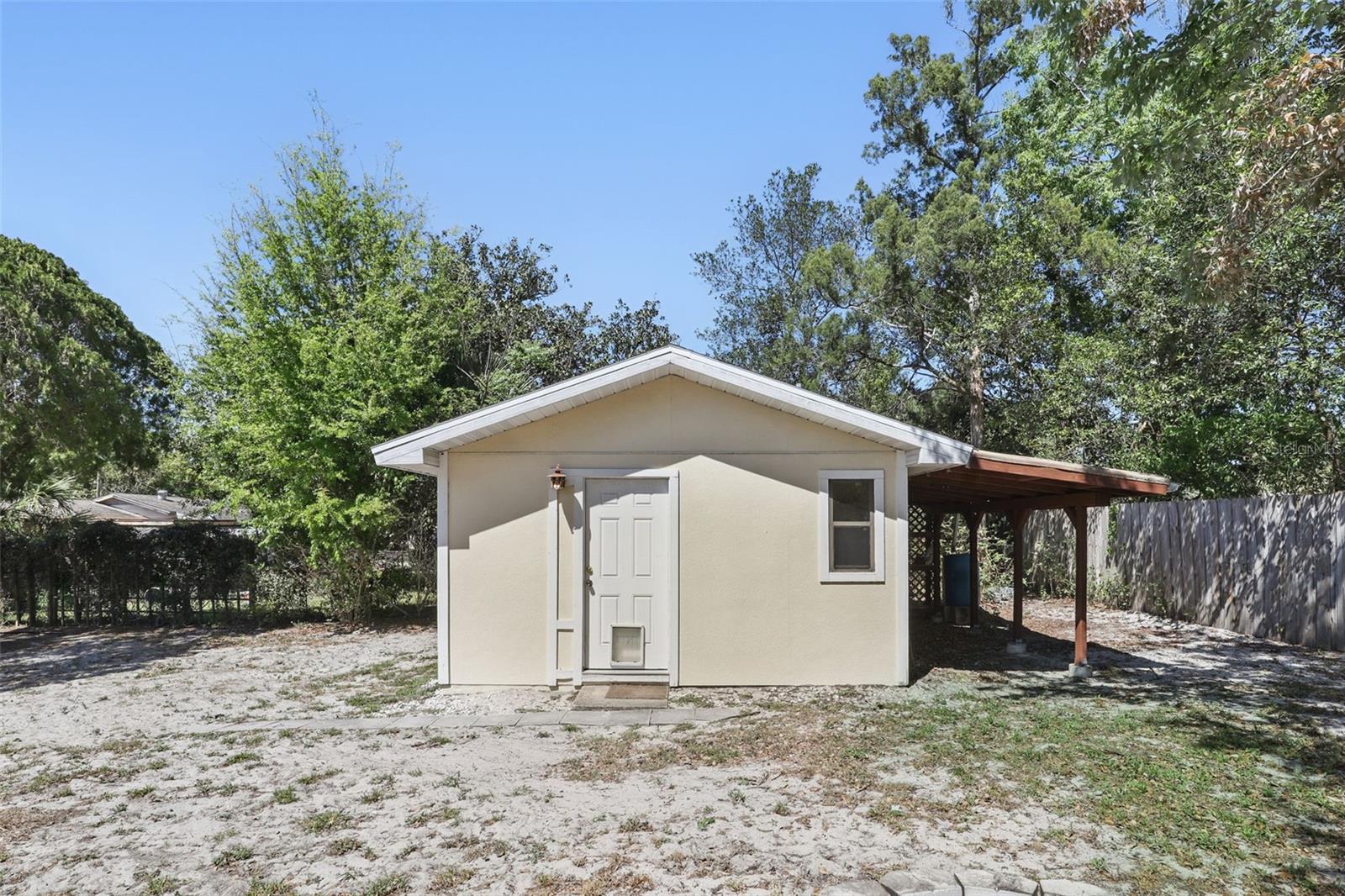 211 AGUA VISTA ST