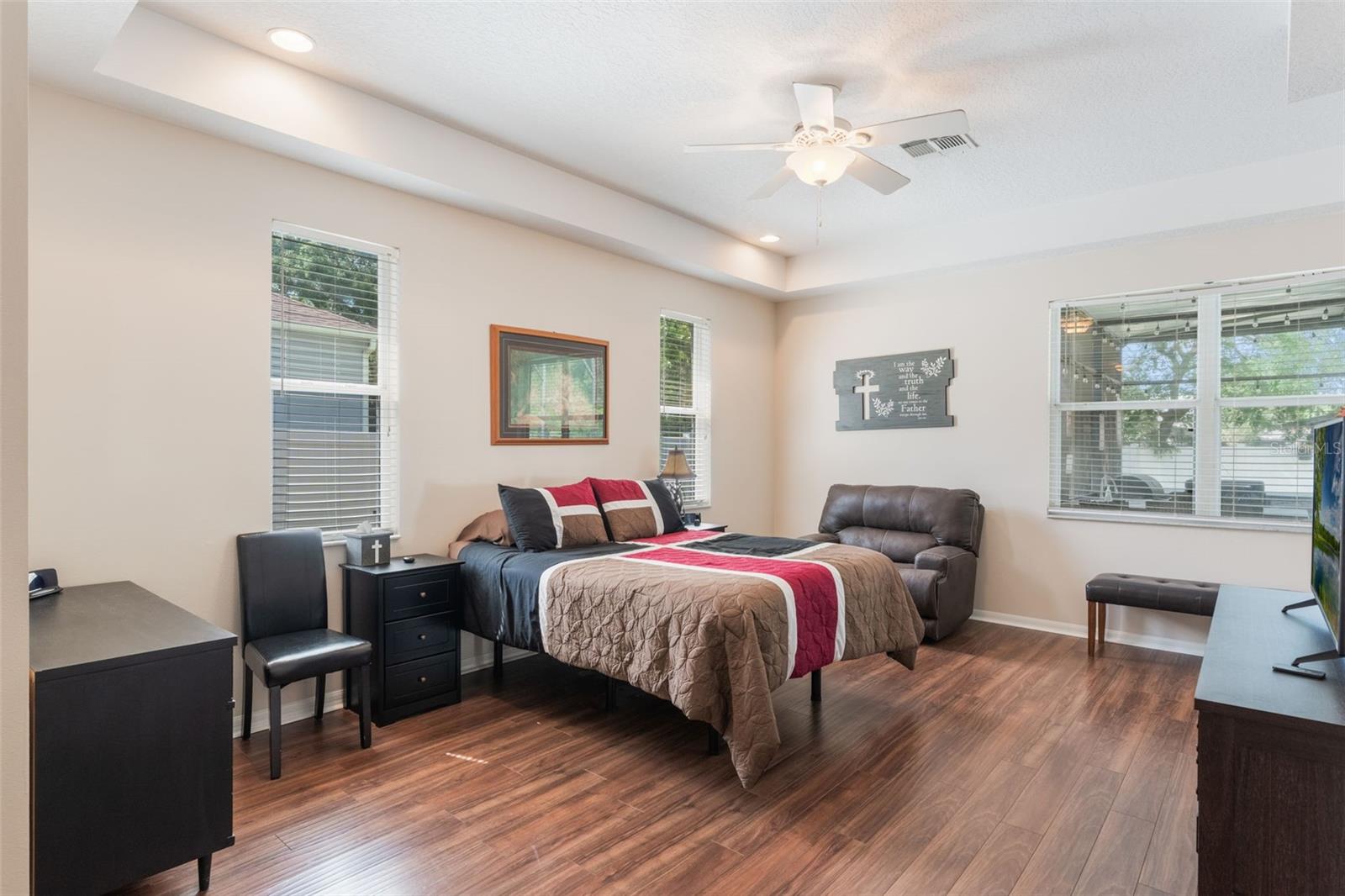 530 HEATHEROAK CV