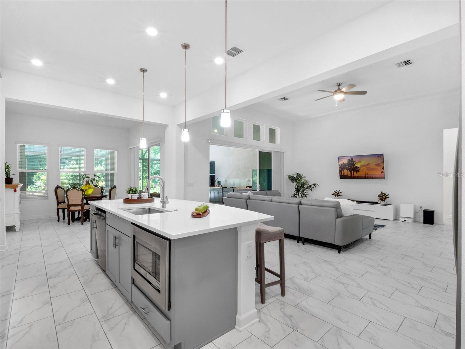 8080 PEACEFUL CIR