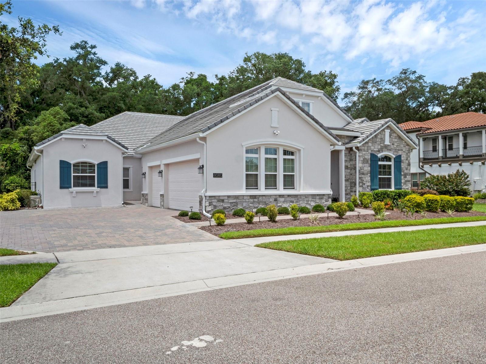 8080 PEACEFUL CIR