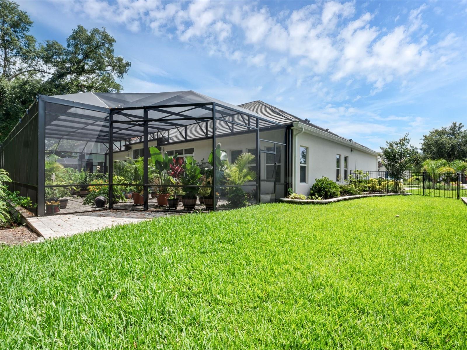 8080 PEACEFUL CIR