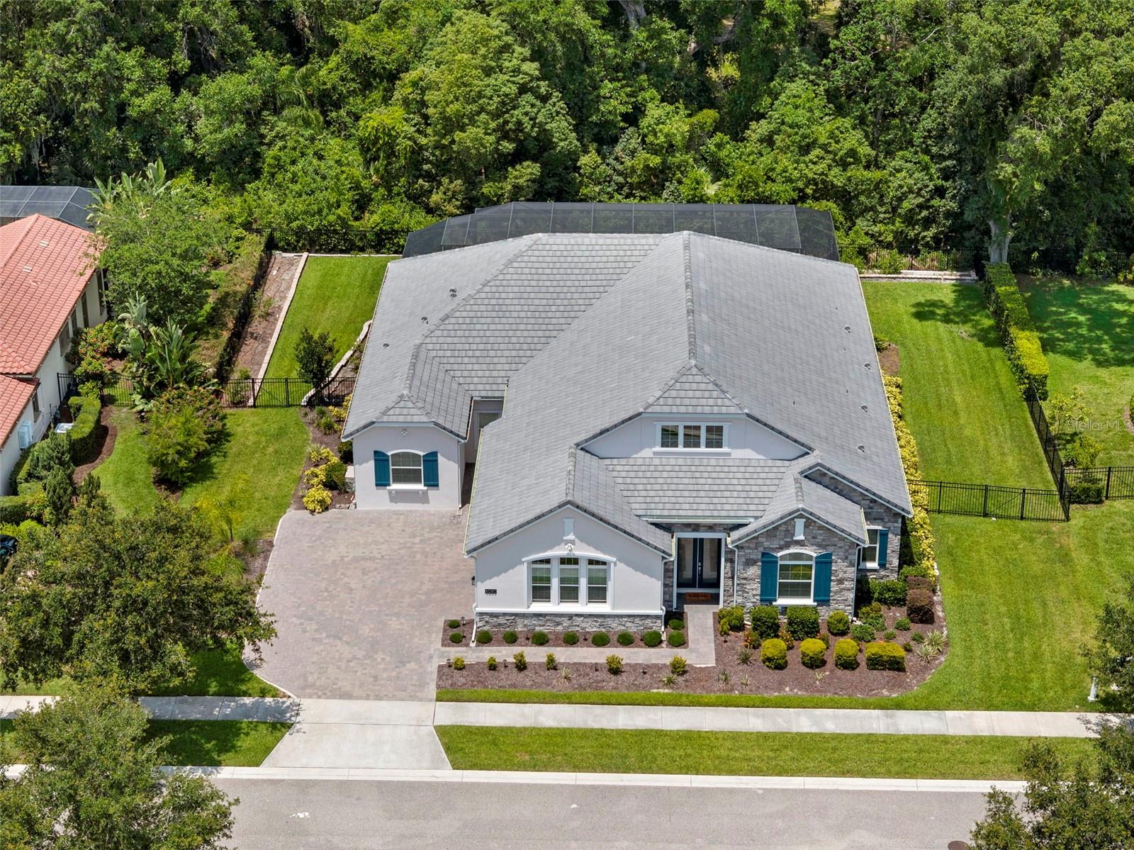 8080 PEACEFUL CIR