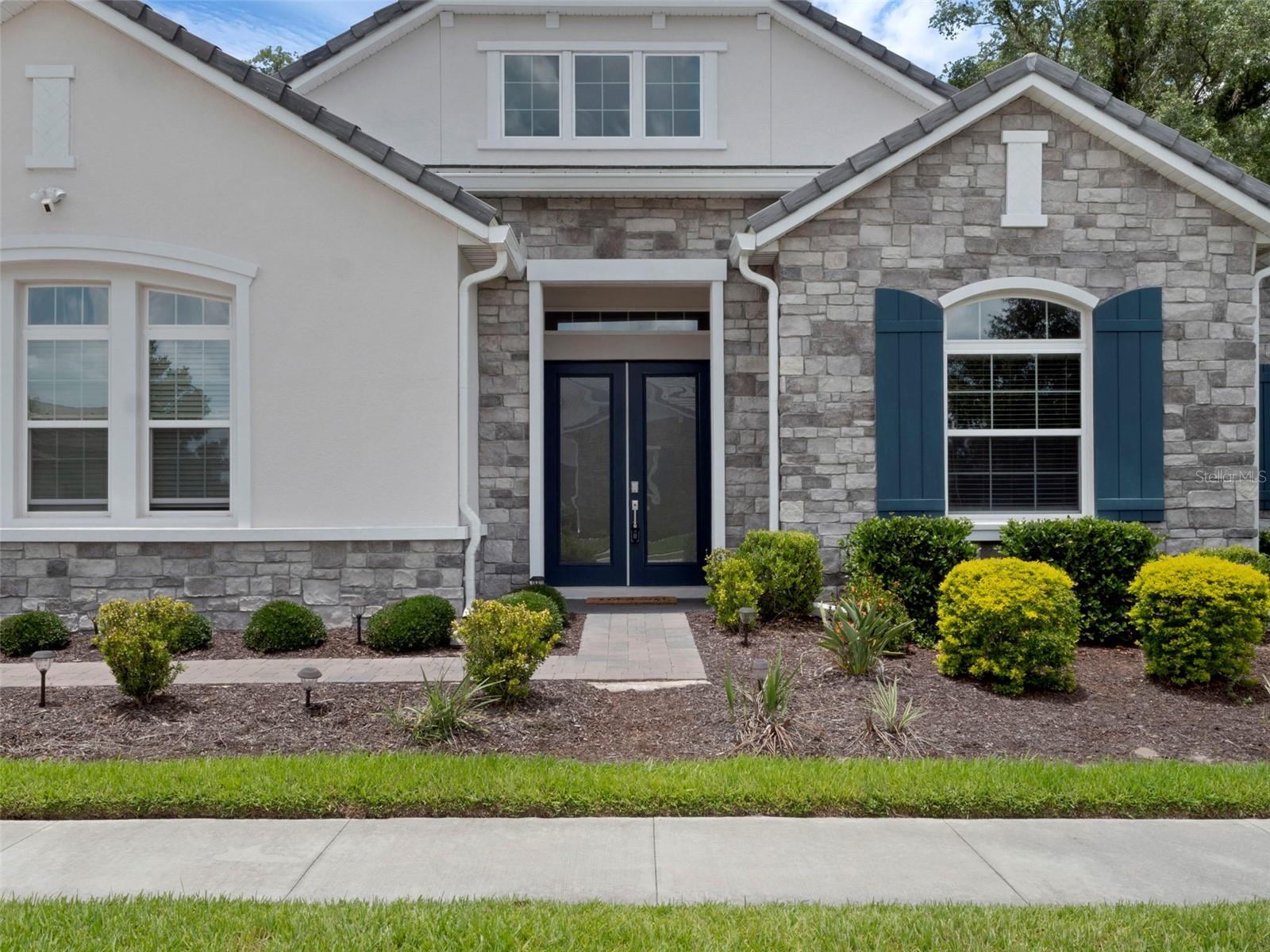 8080 PEACEFUL CIR