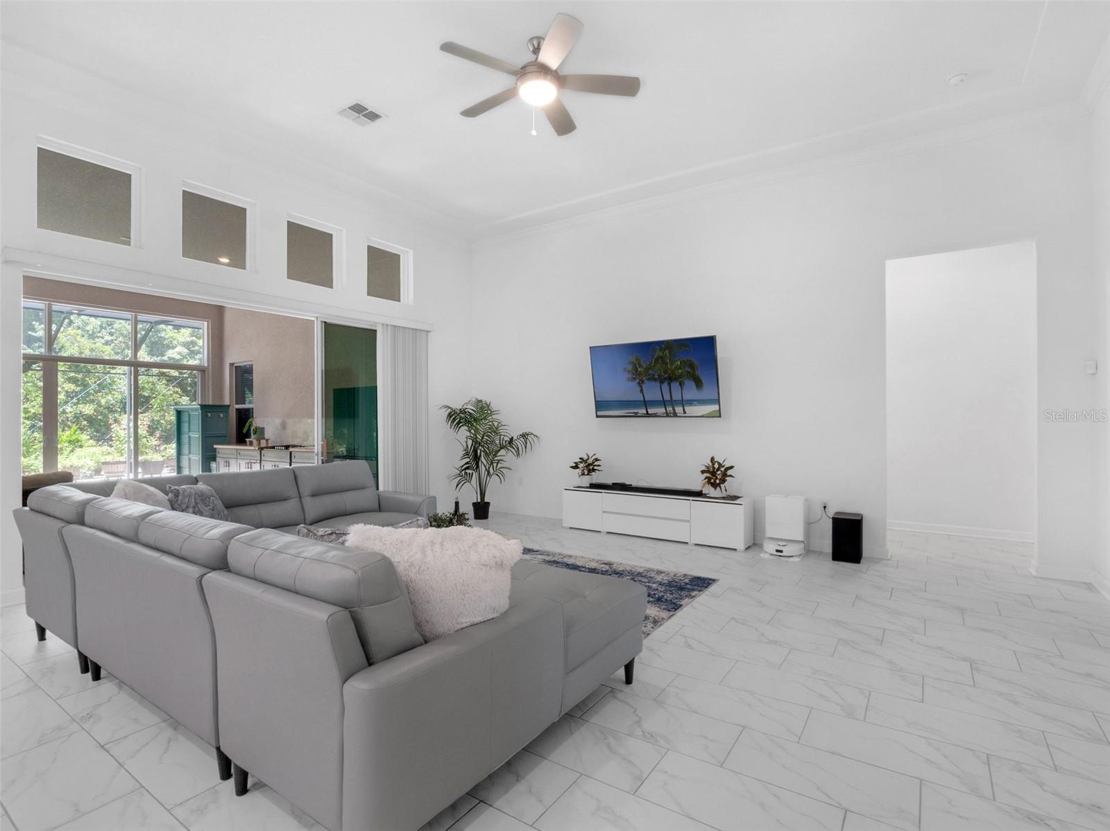 8080 PEACEFUL CIR