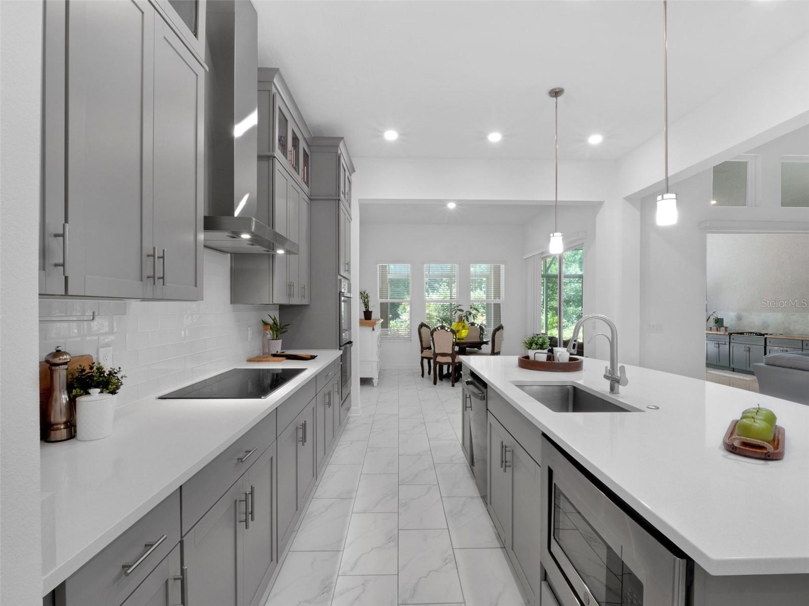 8080 PEACEFUL CIR