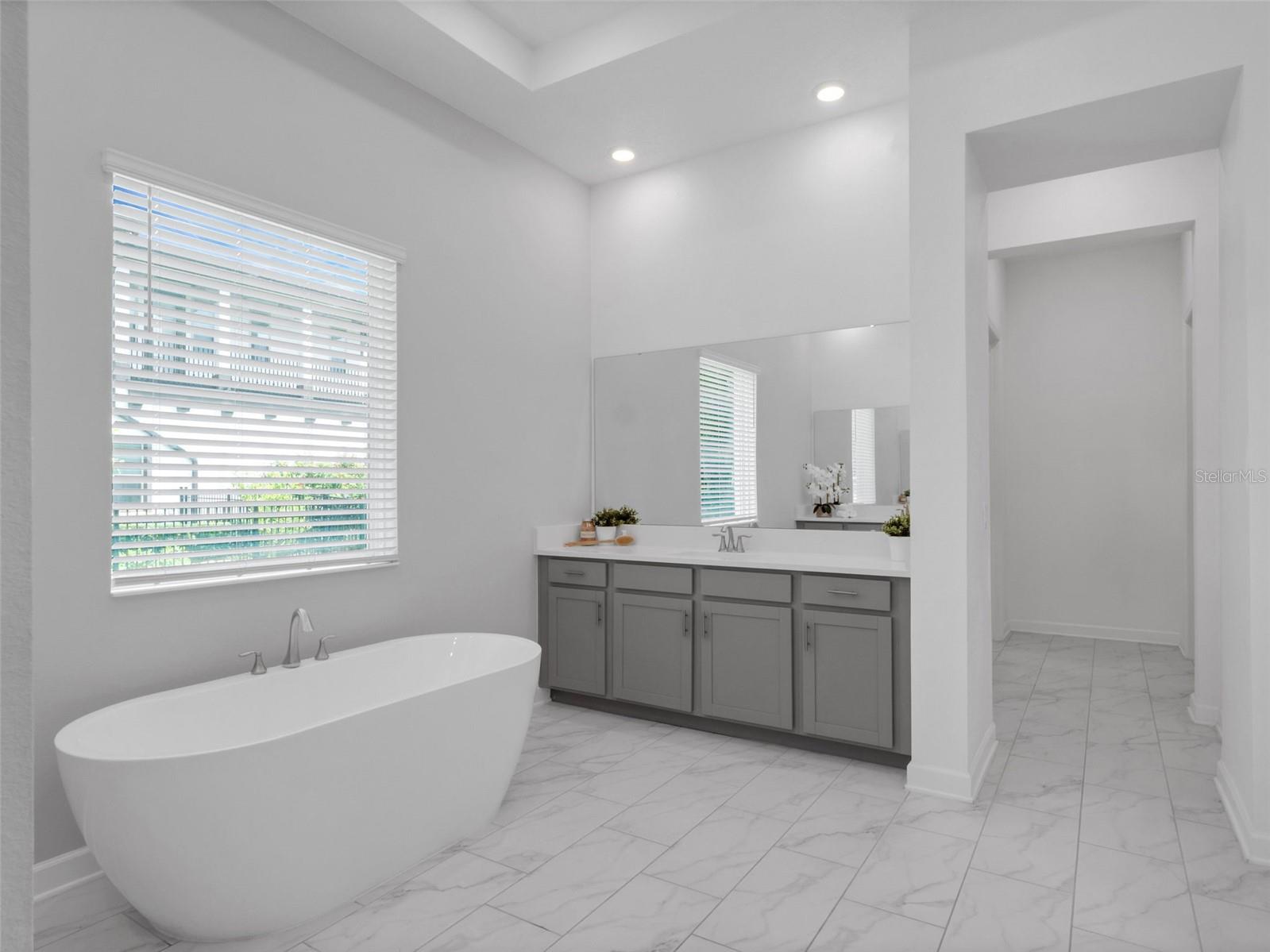 8080 PEACEFUL CIR