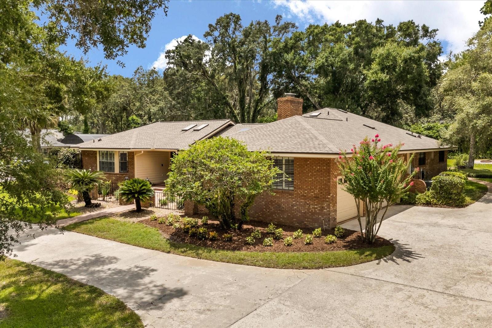 205 N SWEETWATER COVE BLVD