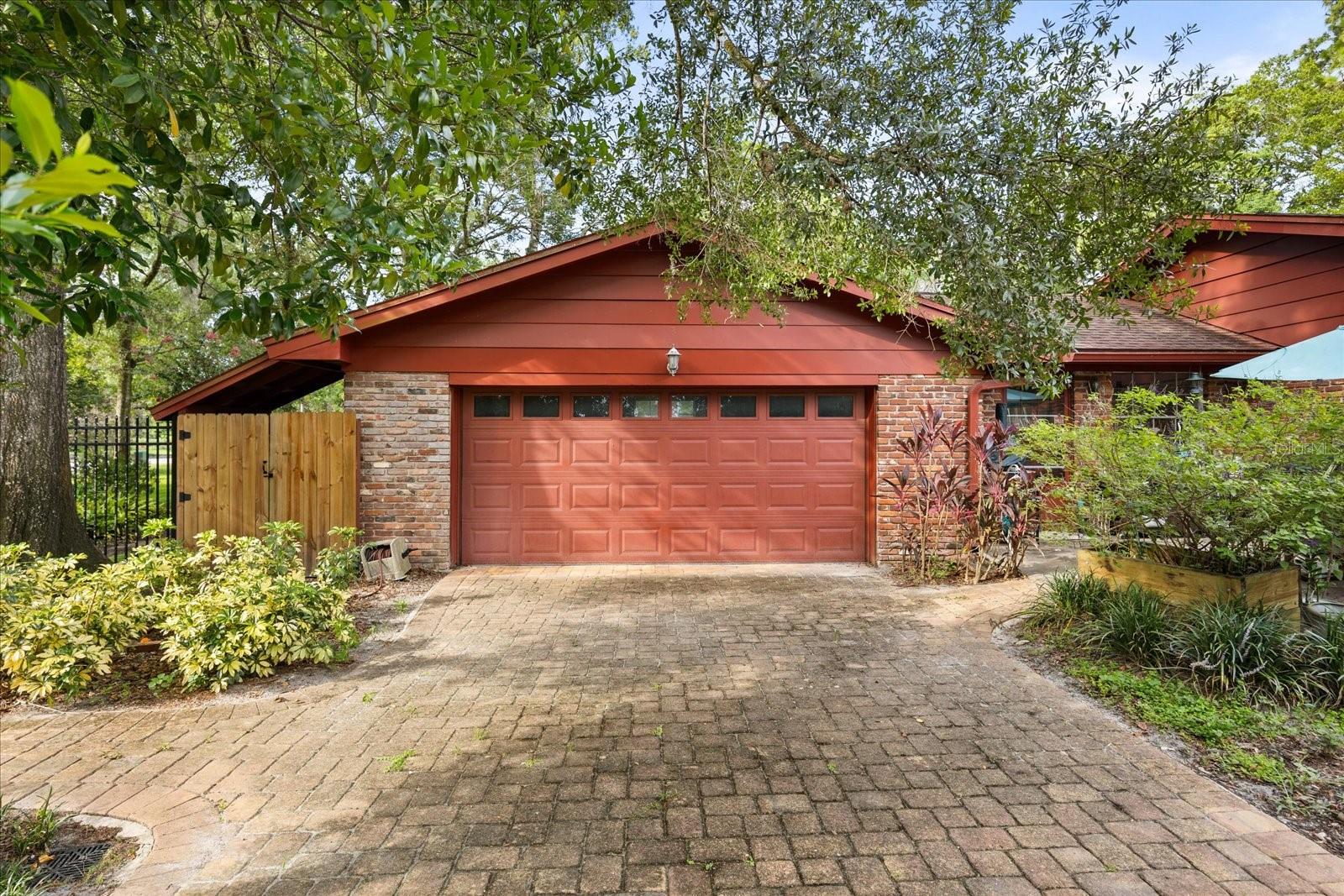 295 FRANCES CIR