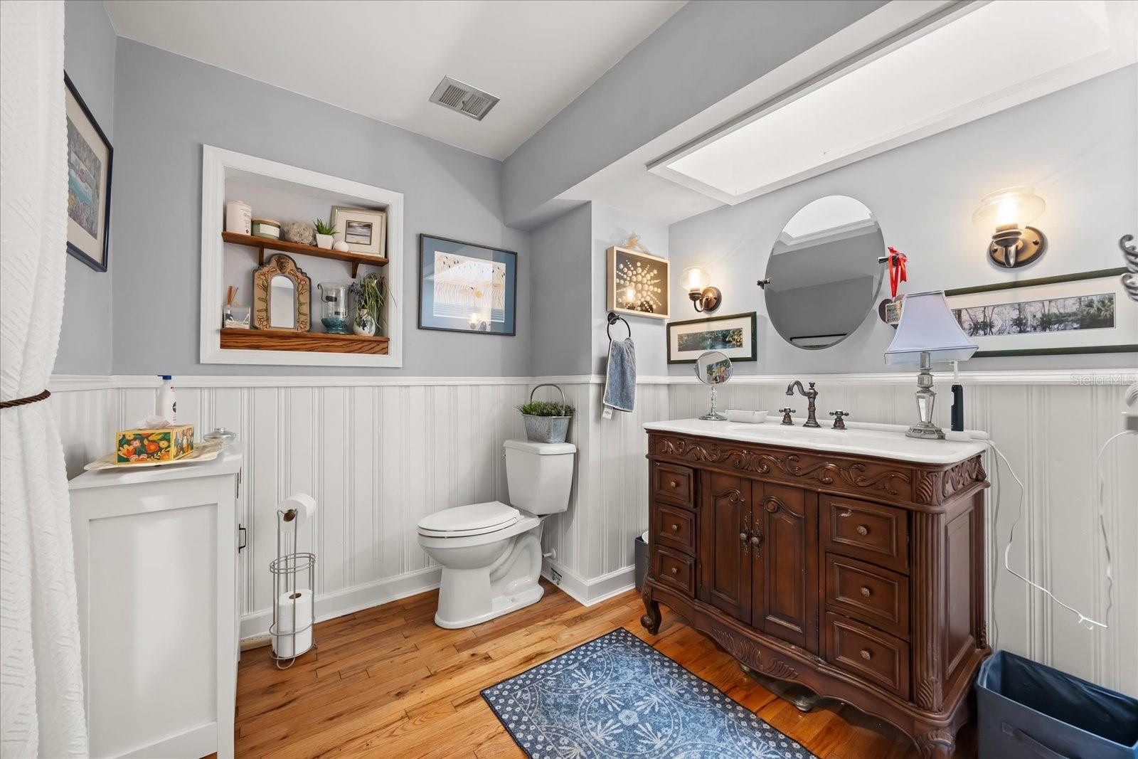 295 FRANCES CIR