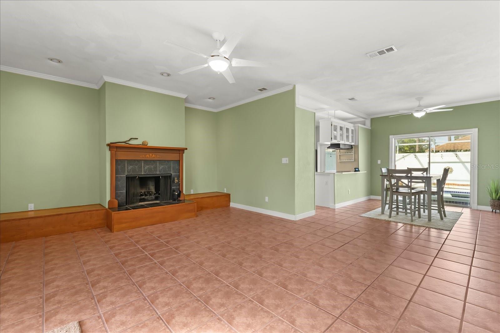 2632 GOLFRIDGE LN