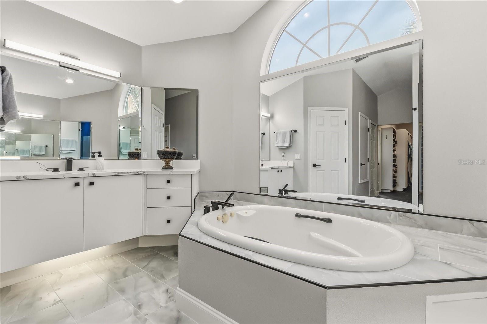 227 RIVER VILLAGE DR