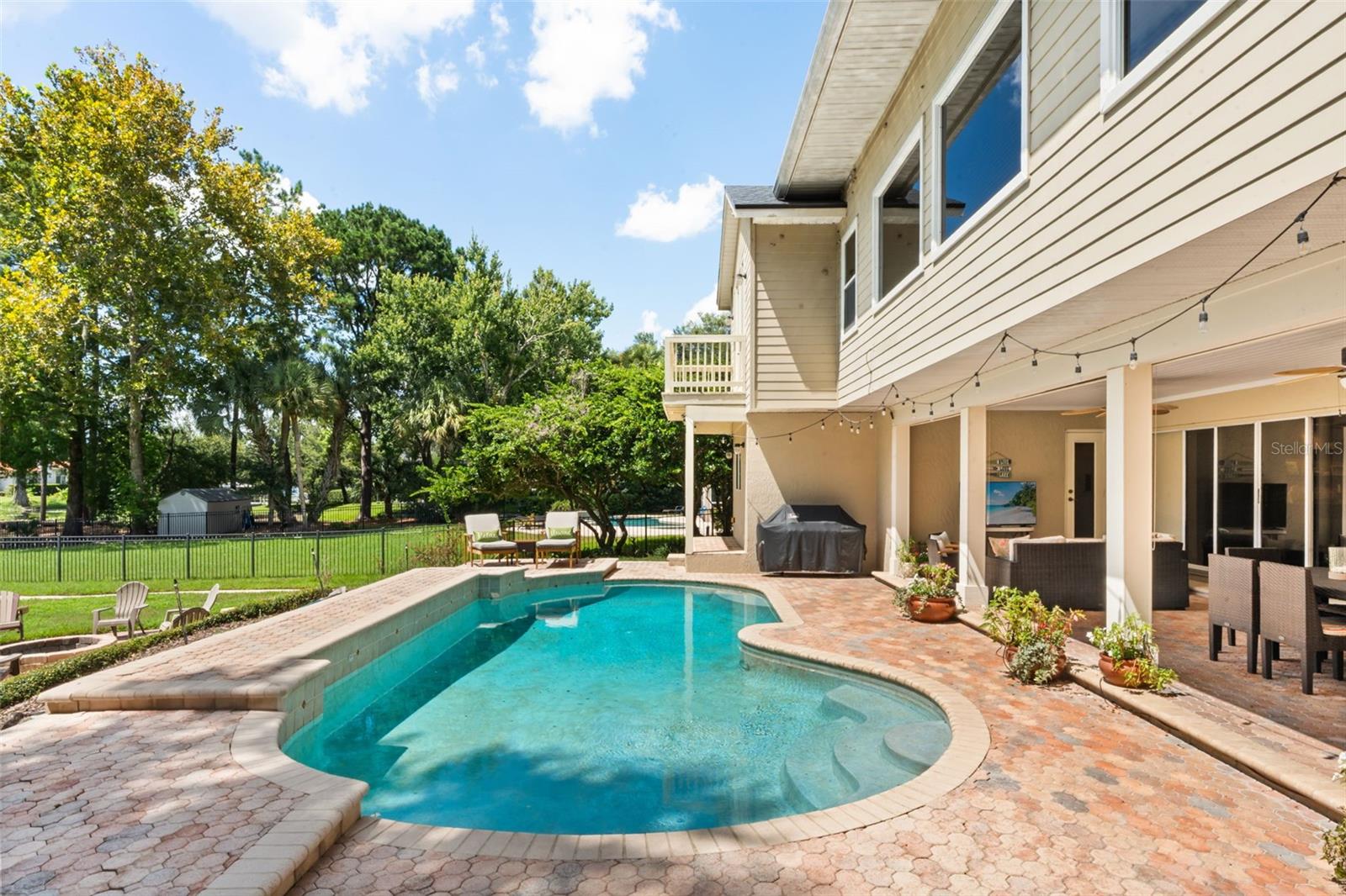 1336 CLASSIC DR