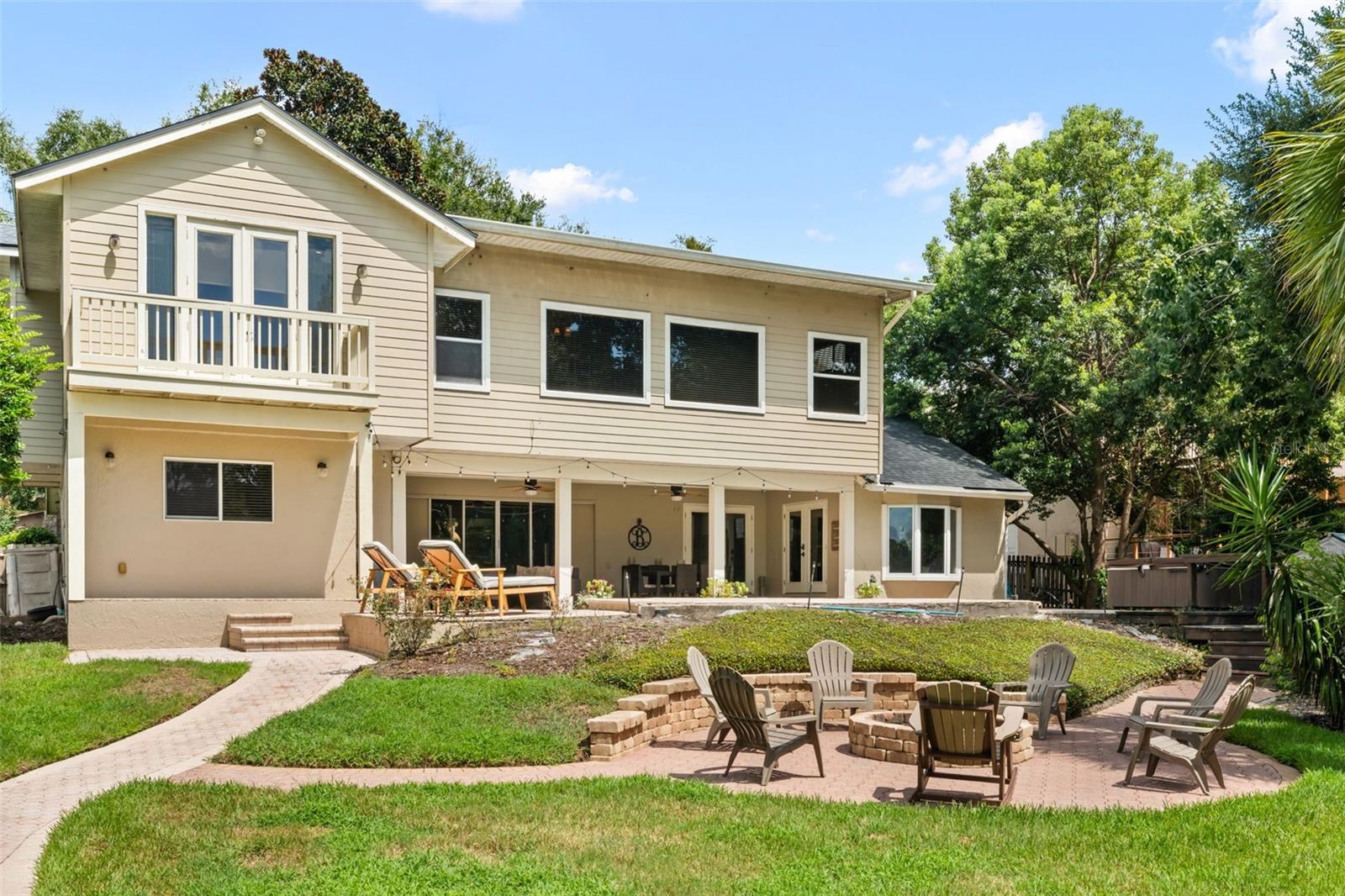 1336 CLASSIC DR