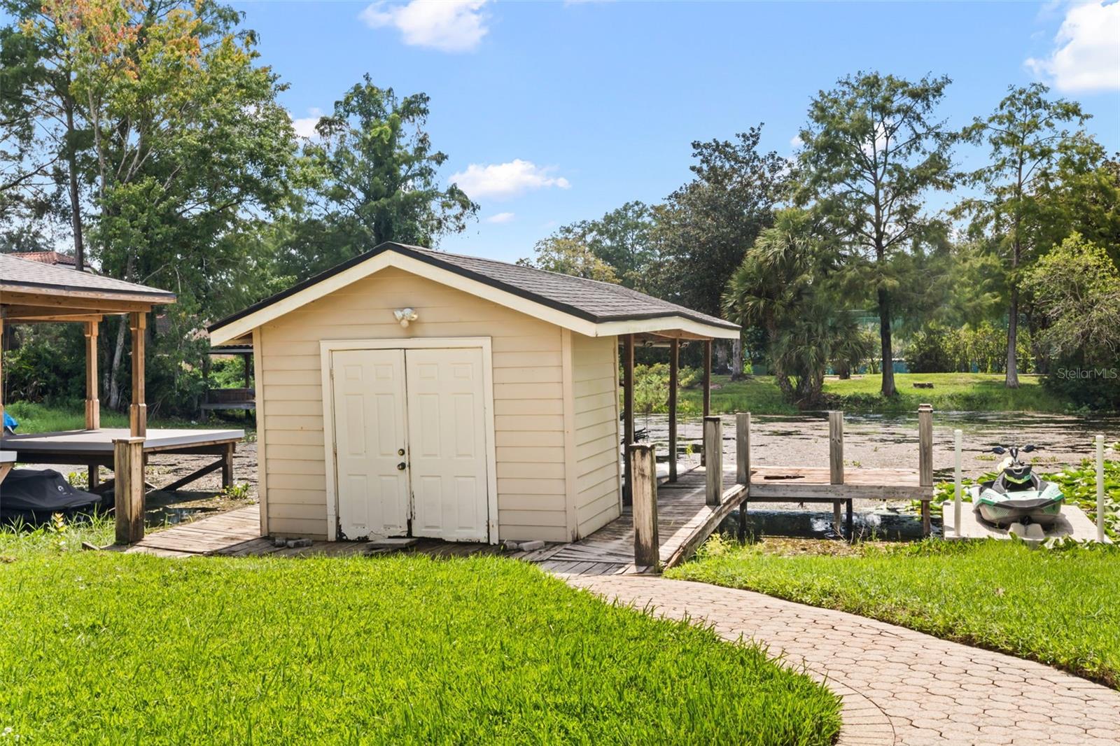 1336 CLASSIC DR