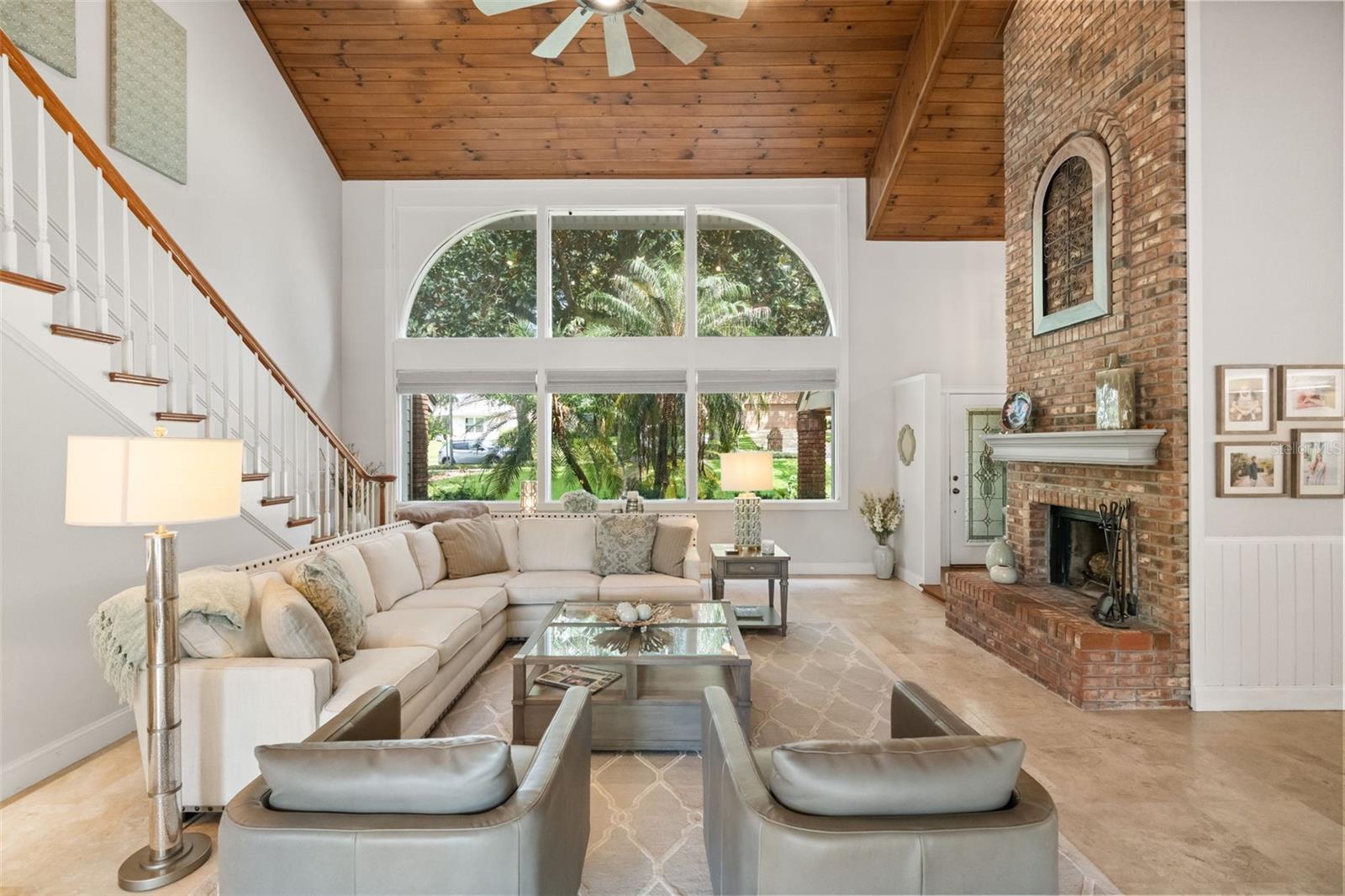 1336 CLASSIC DR