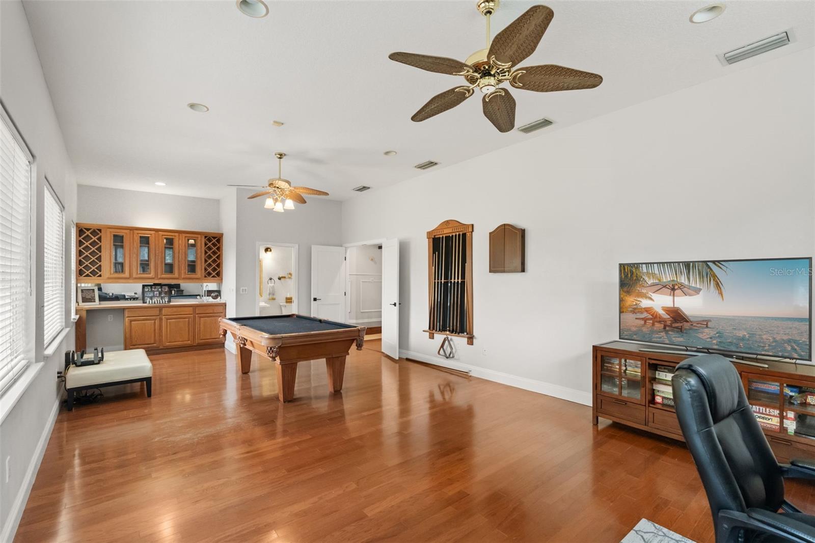 1336 CLASSIC DR