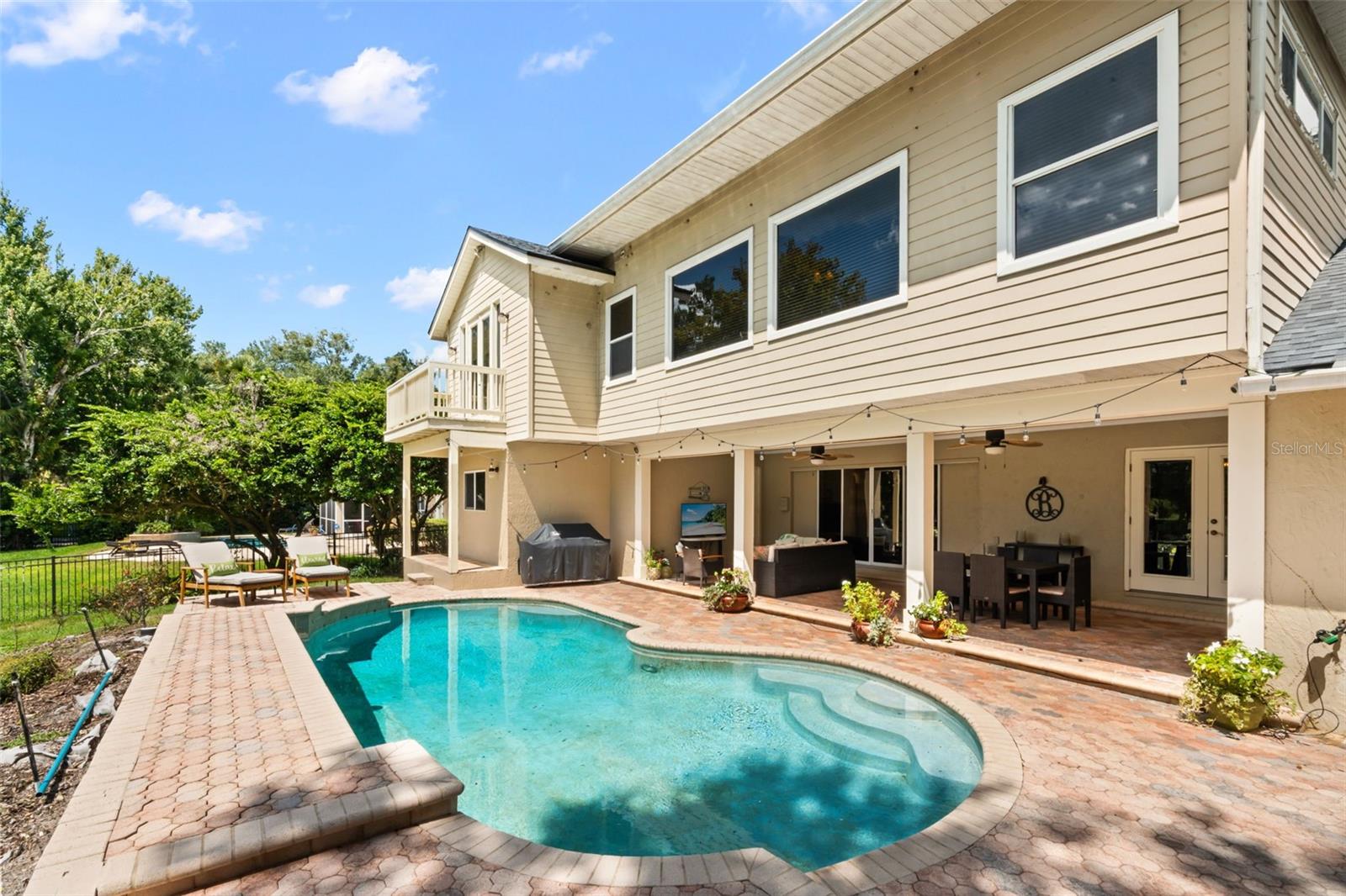1336 CLASSIC DR