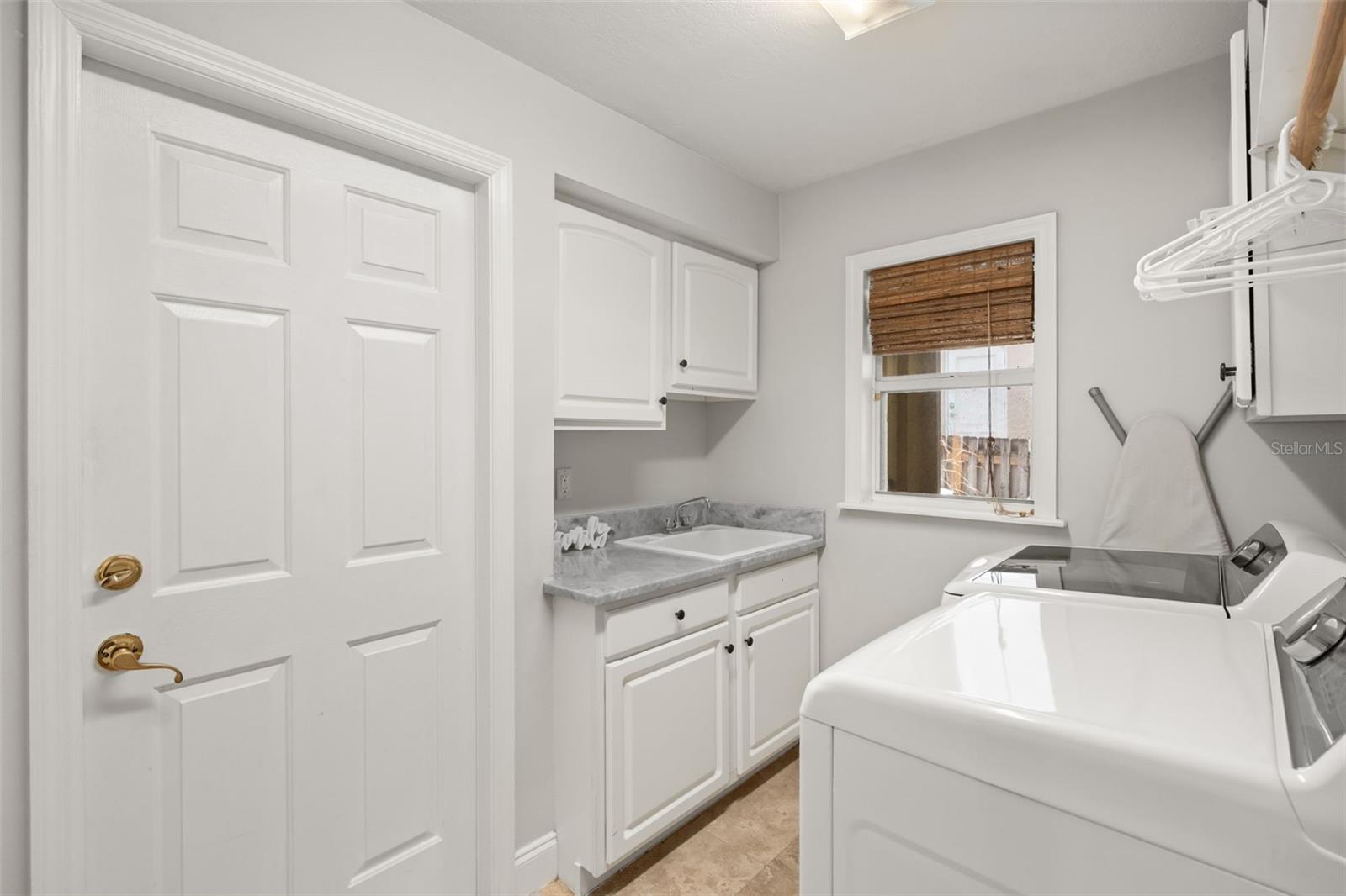 1336 CLASSIC DR