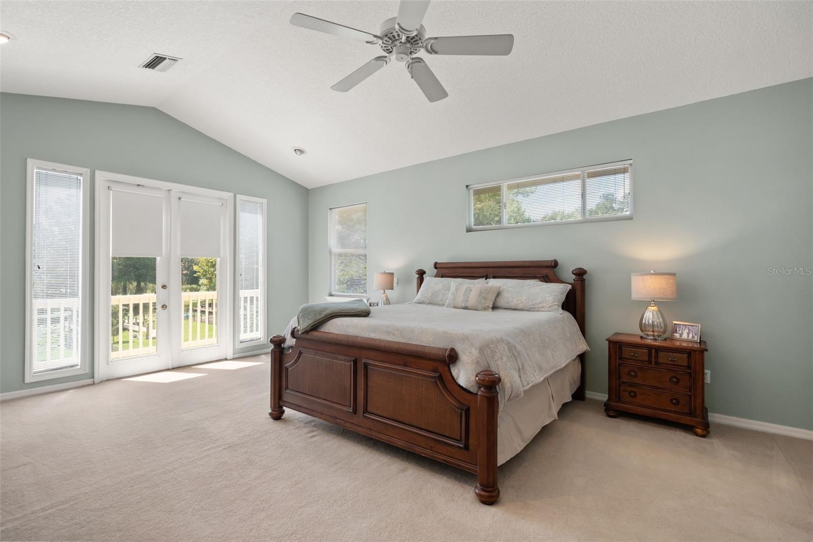 1336 CLASSIC DR