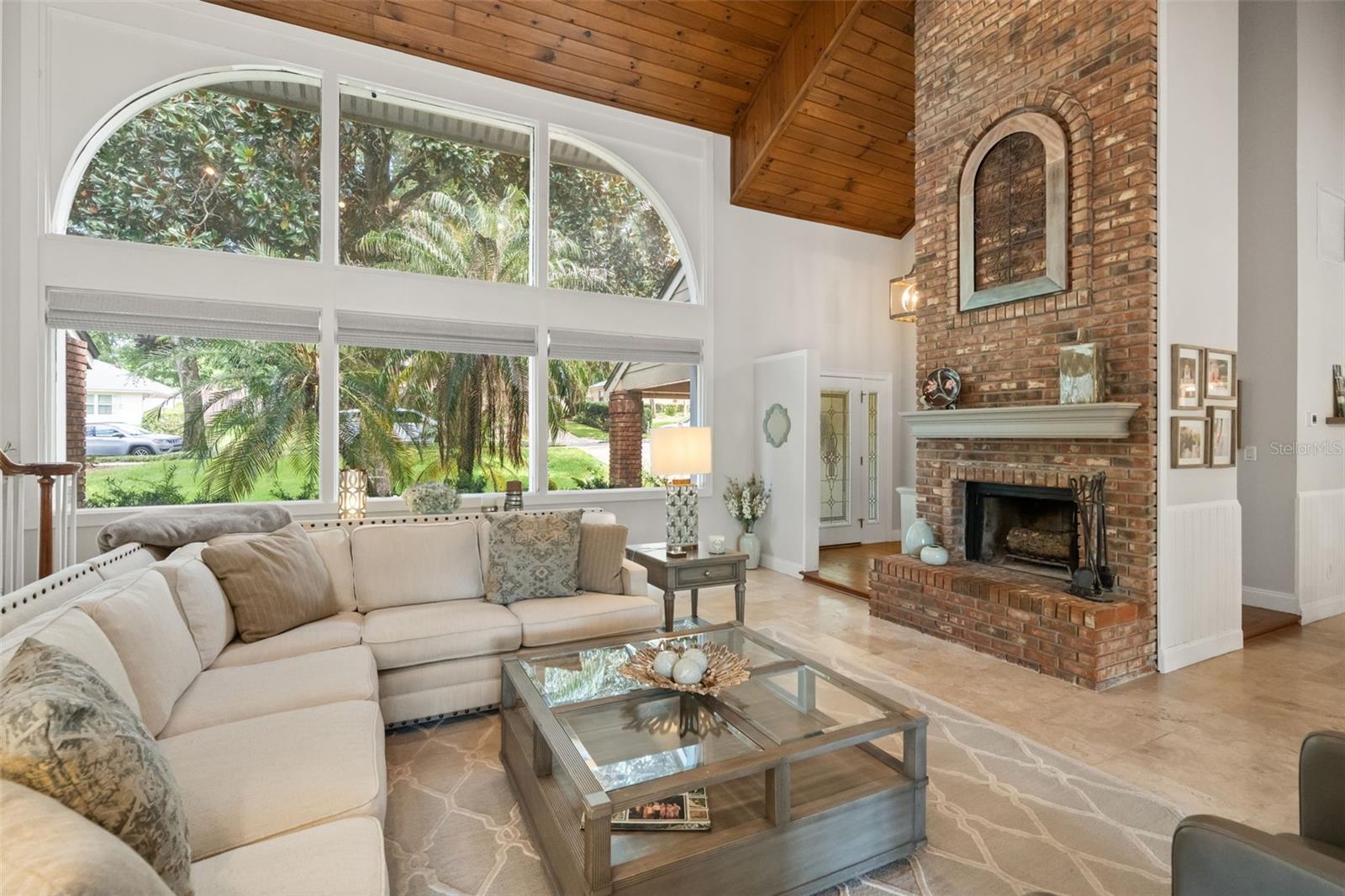 1336 CLASSIC DR