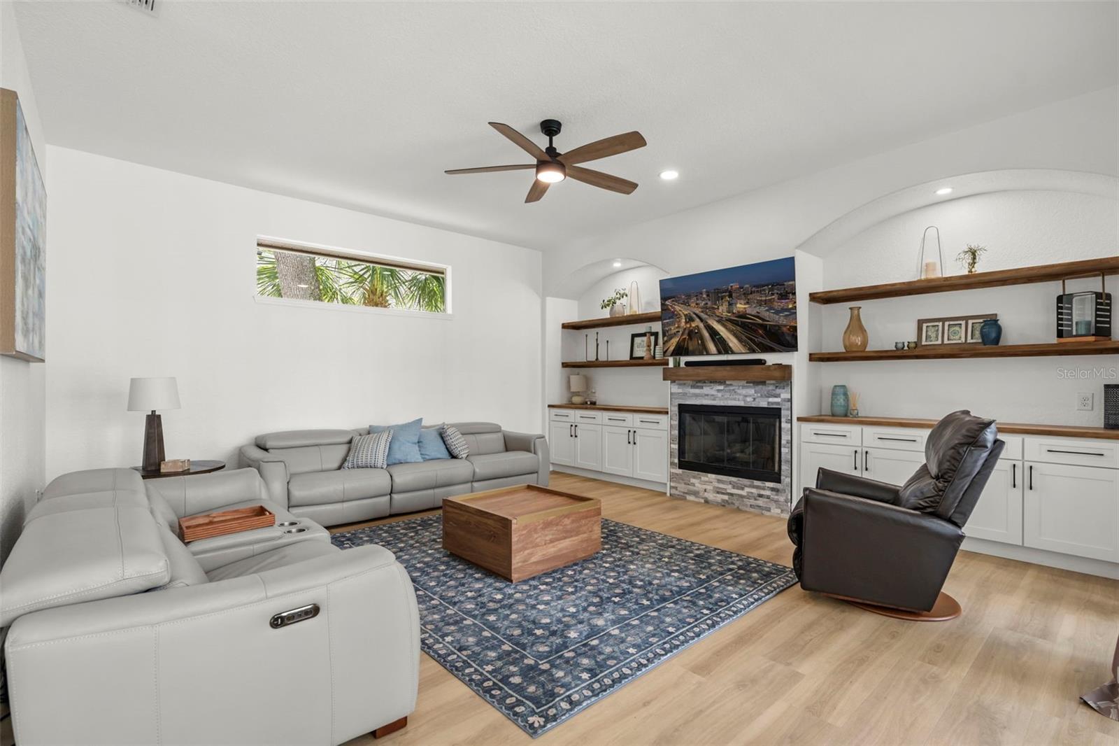 5331 LAKE BLUFF TER