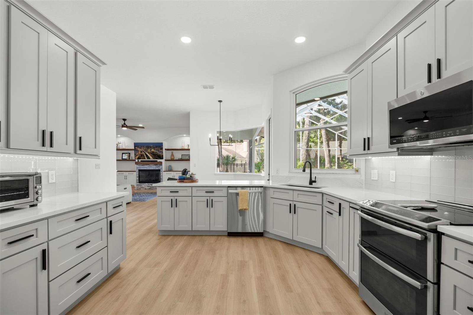 5331 LAKE BLUFF TER