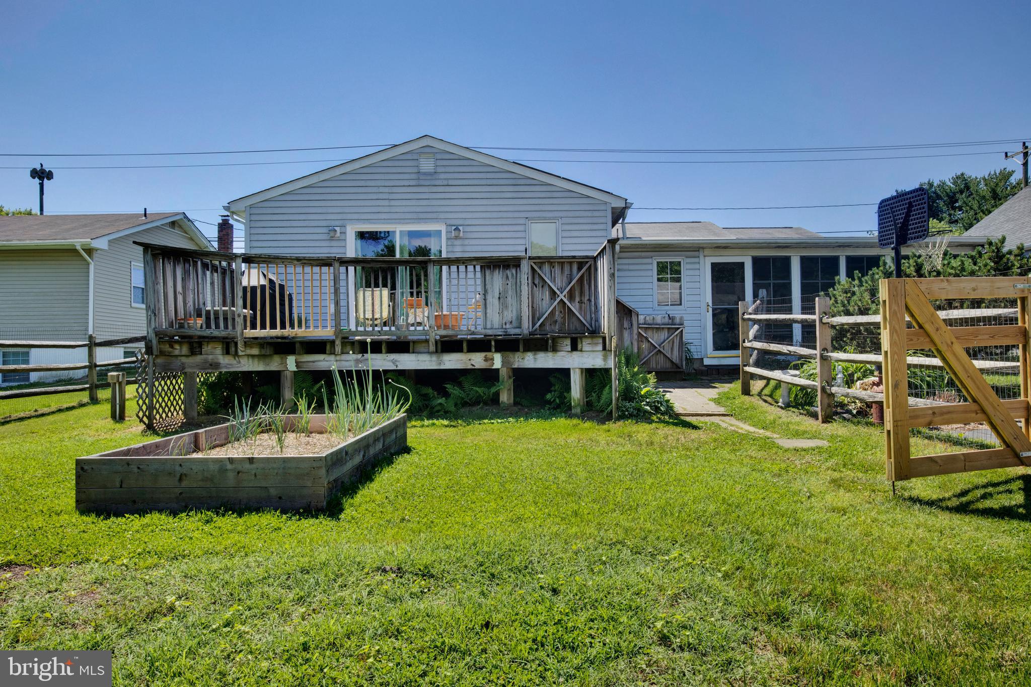 113 Main St