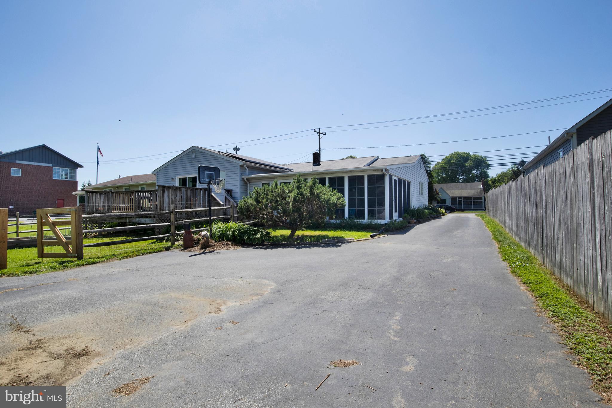 113 Main St