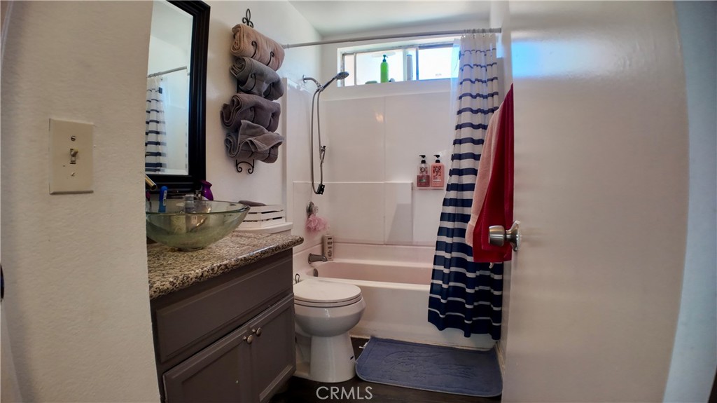 2335 Langhorn Street