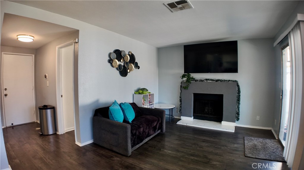 2335 Langhorn Street