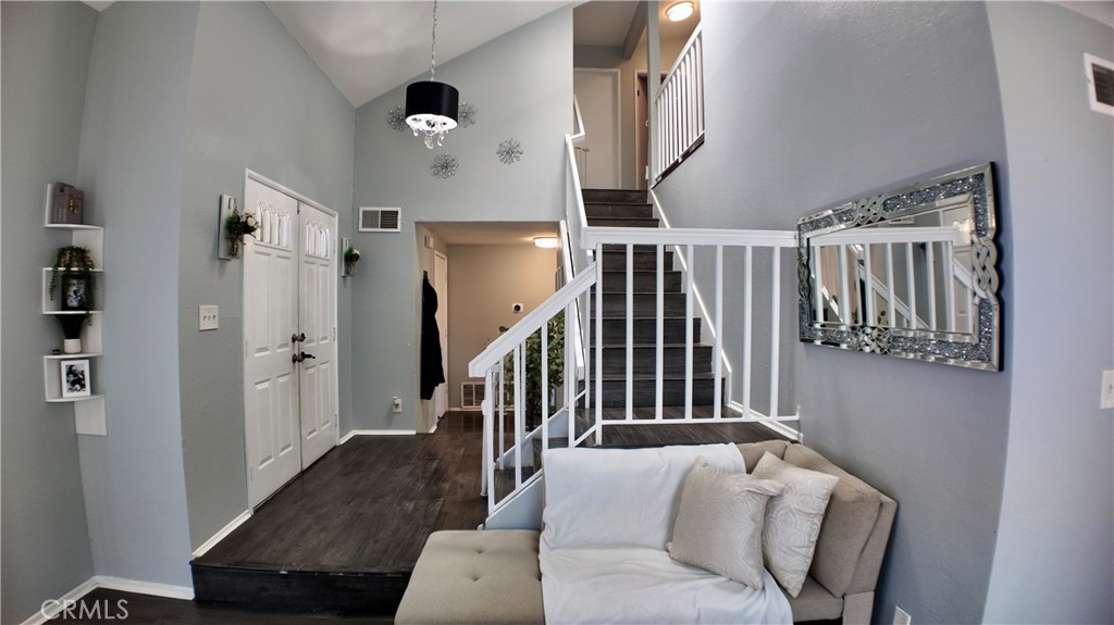 2335 Langhorn Street