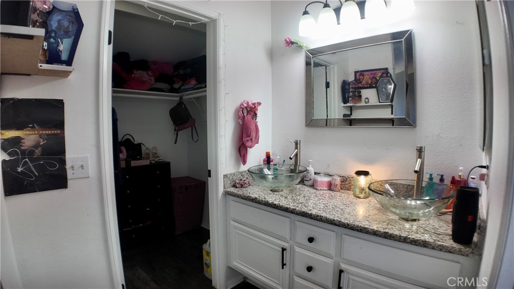 2335 Langhorn Street