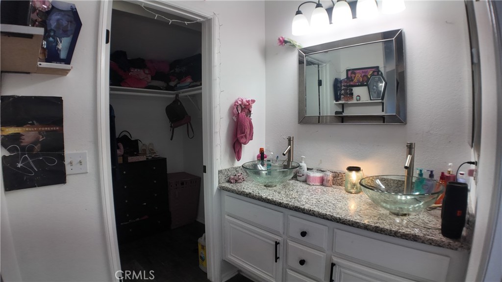 2335 Langhorn