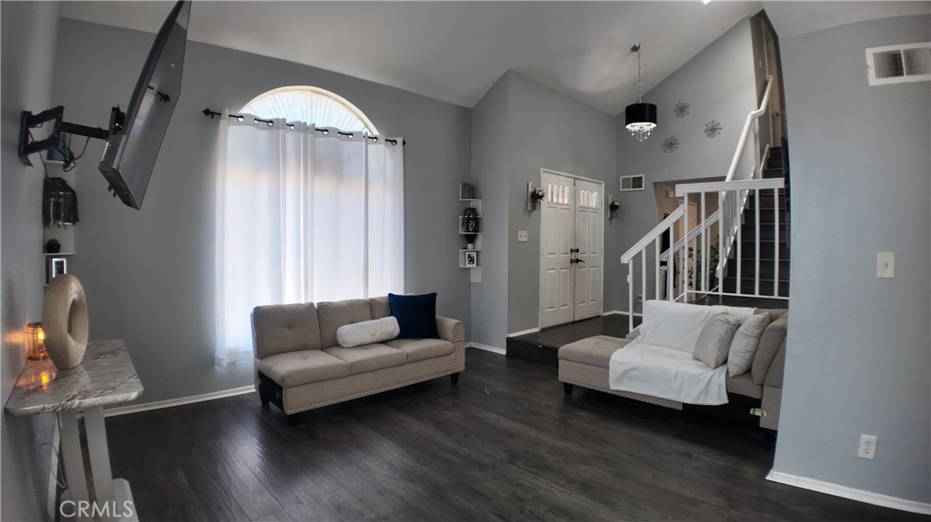 2335 Langhorn