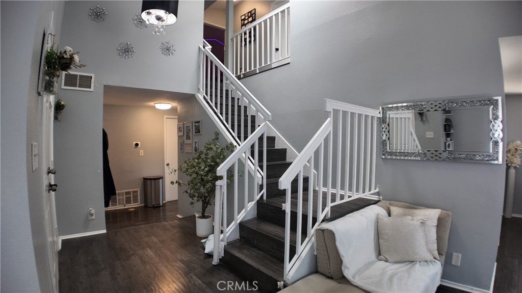 2335 Langhorn