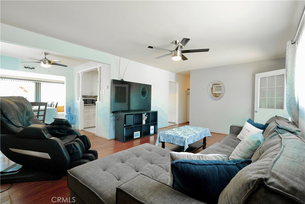 1546 Fieldgate Ave